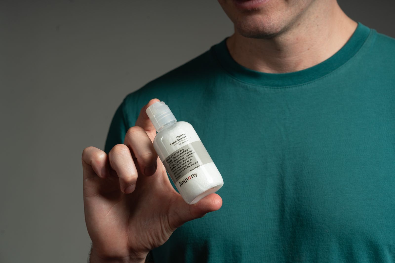 Acne Under Chin - Why You Are Getting It & How To Prevent It