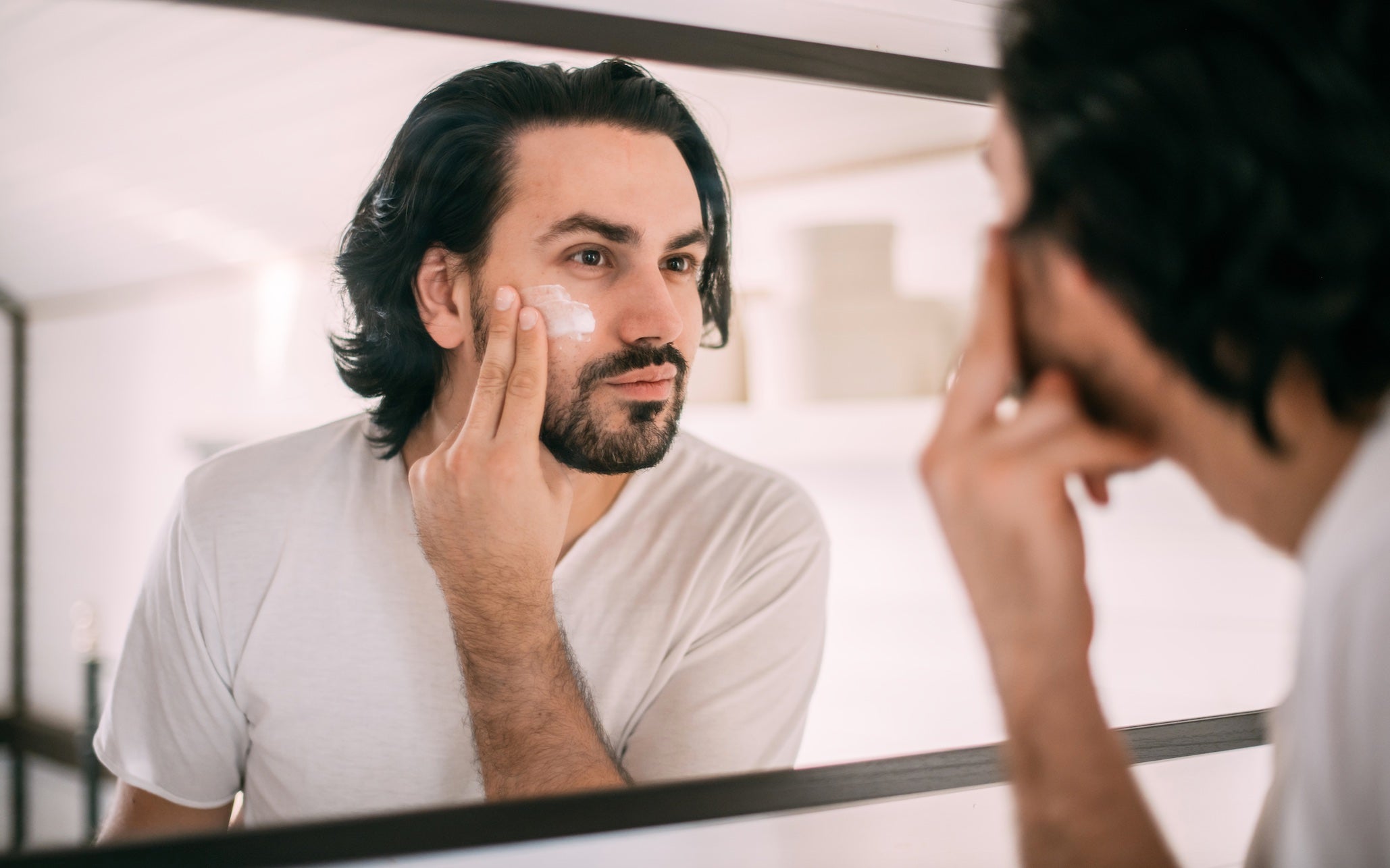 Best Men's Skincare Routines for Winter